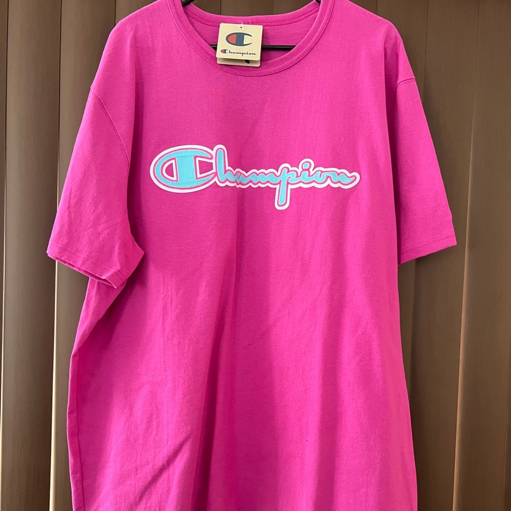 Brand new champion tshirt. Tags attached.